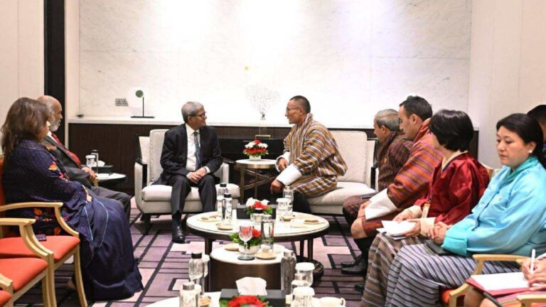 6e6e31dfdc3fbcef3caf88e3189ba36632bbfec32634f850